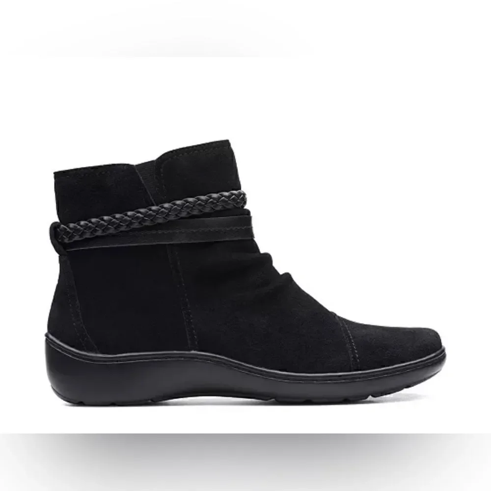 CLARKS Collection Women's Cora Braid Booties size 8.5